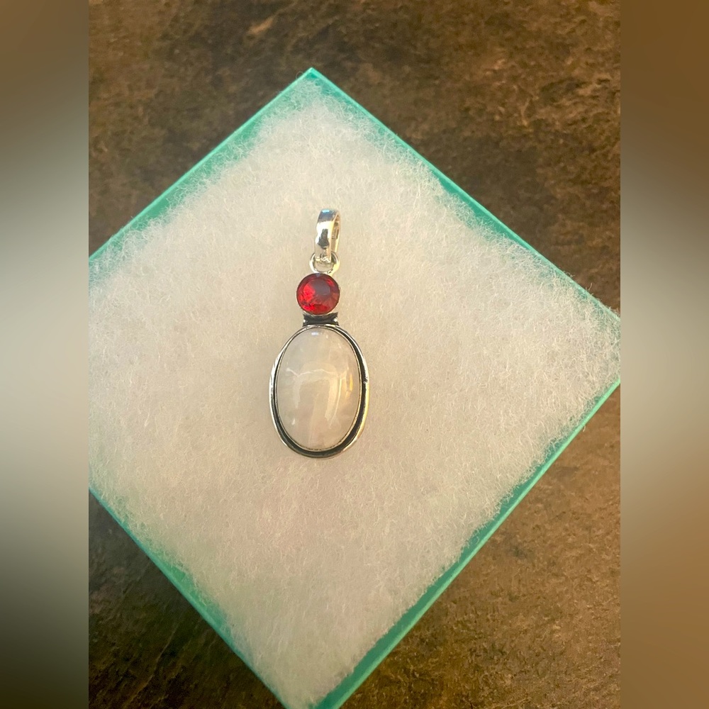 Genuine Moonstone / Garnet 925 Sterling Silver Necklace Pendant 🤍❤️